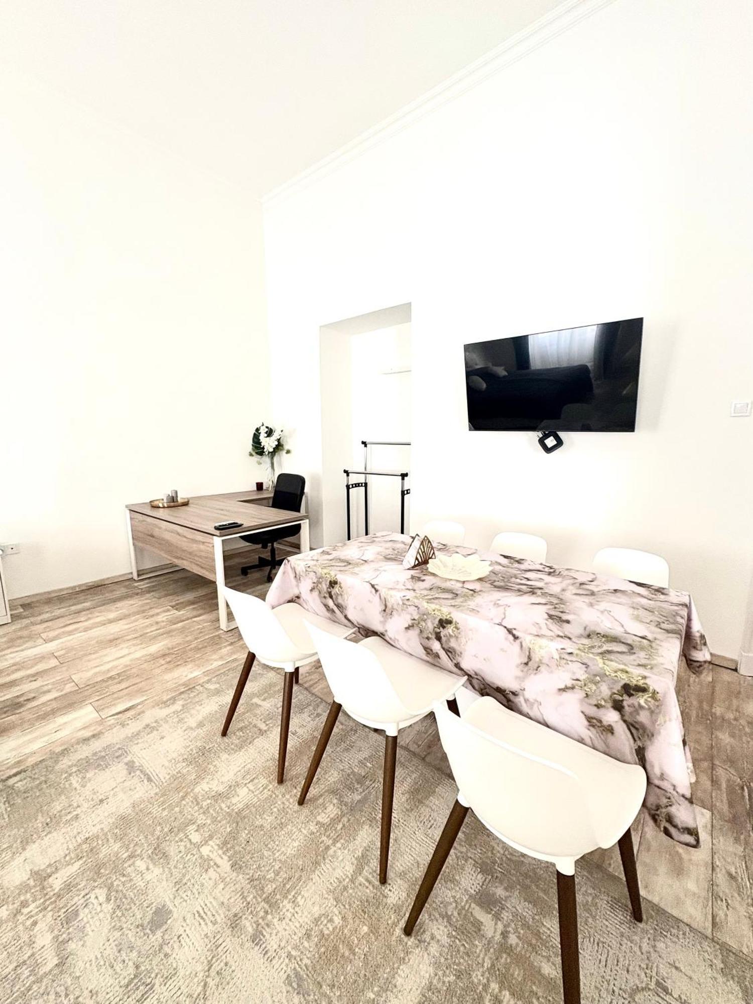 Apartment Rakoczi *